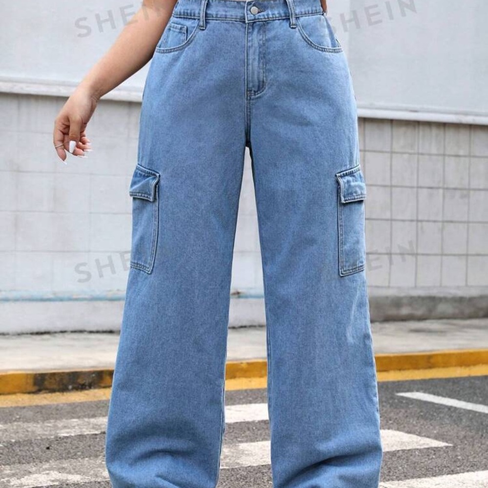 Side pocket. Cargo Jeans